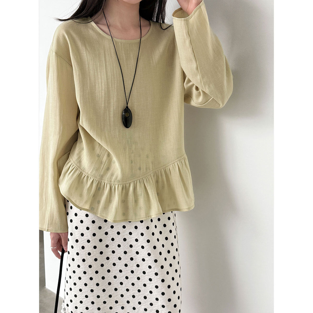 Korean gentle ruffle leaf top