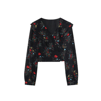 Age-reducing short strap floral ruffle shirt