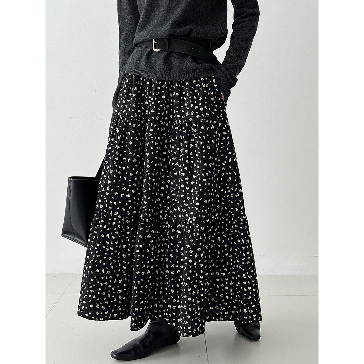 Retro floral splicing large skirt high waist skirt women's autumn new thin plush dress 1728