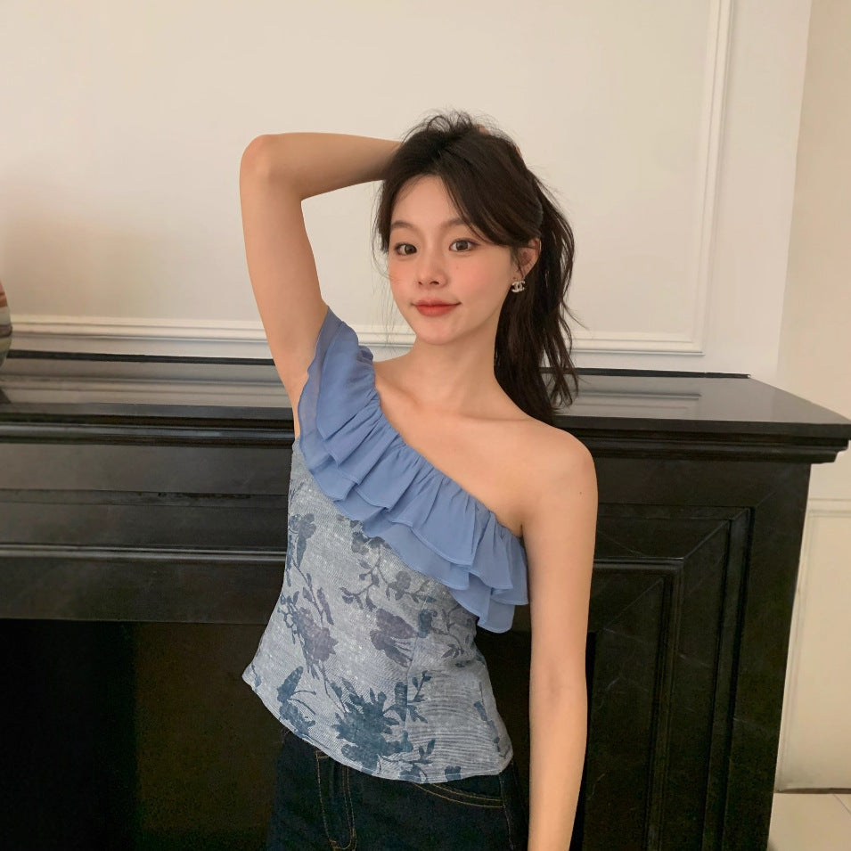 Beautiful shirt with off-the-shoulder floral ruffles