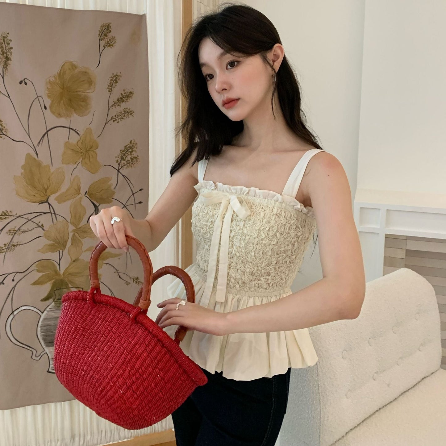 Girls sweet age-reducing texture slim-fitting sling vest