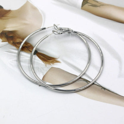 French Metal Circle Earrings Earrings New Women's Douyin Explosive Plain Circle Unique Temperament Earrings