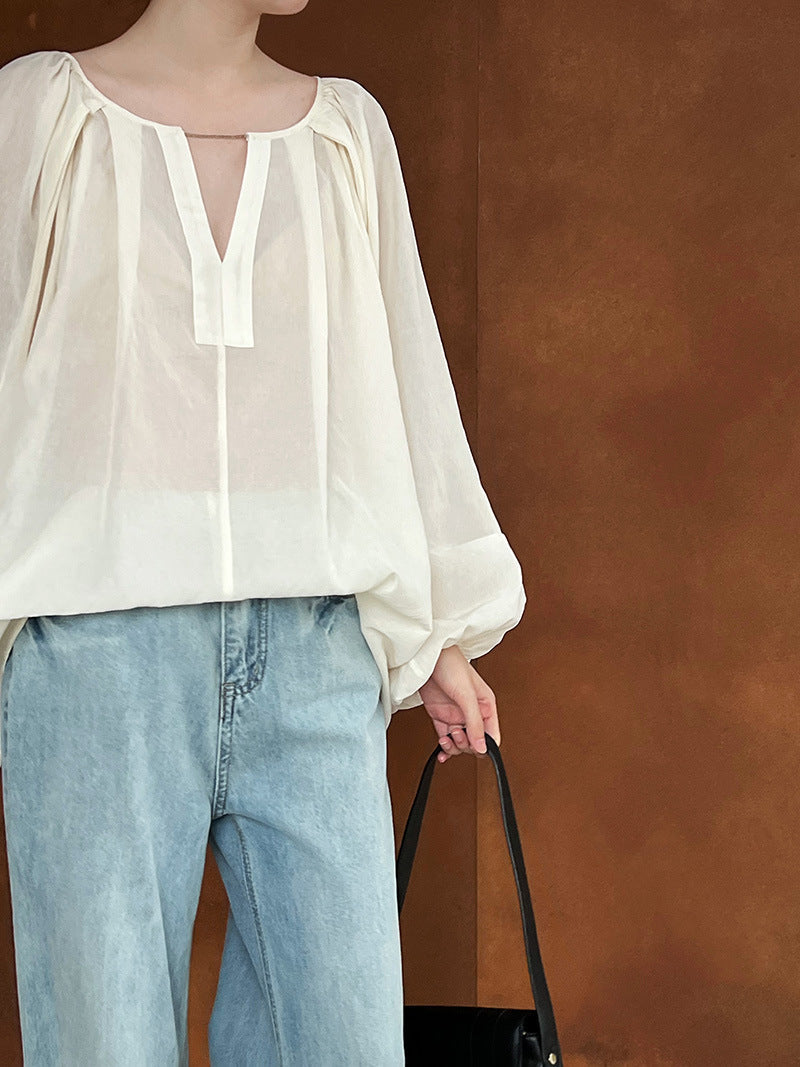 French double V-neck chain design lantern sleeve