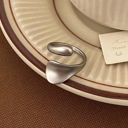 Matt gold open ring, female cold wind, simple niche design, unique index finger ring, retro ring.