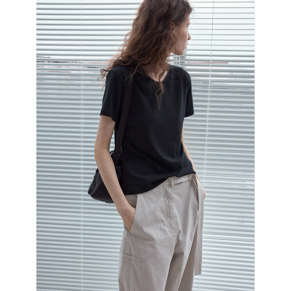 Soft and skin-friendly Tencel wool basic simple and versatile solid color small crew neck T-shirt