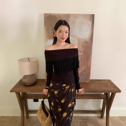 Niche fringed shoulder knitted sweater