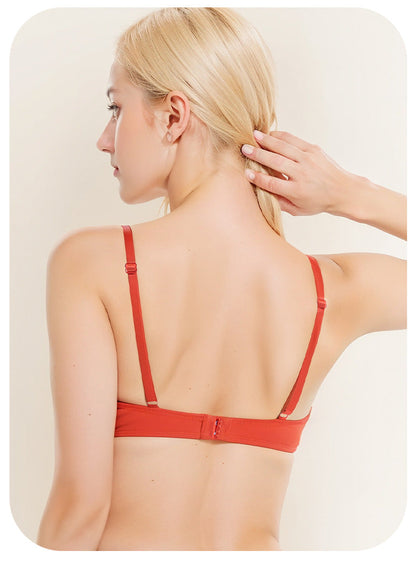 Bras and underwear Adjustable anti-sagging bras gather and support women's underwear