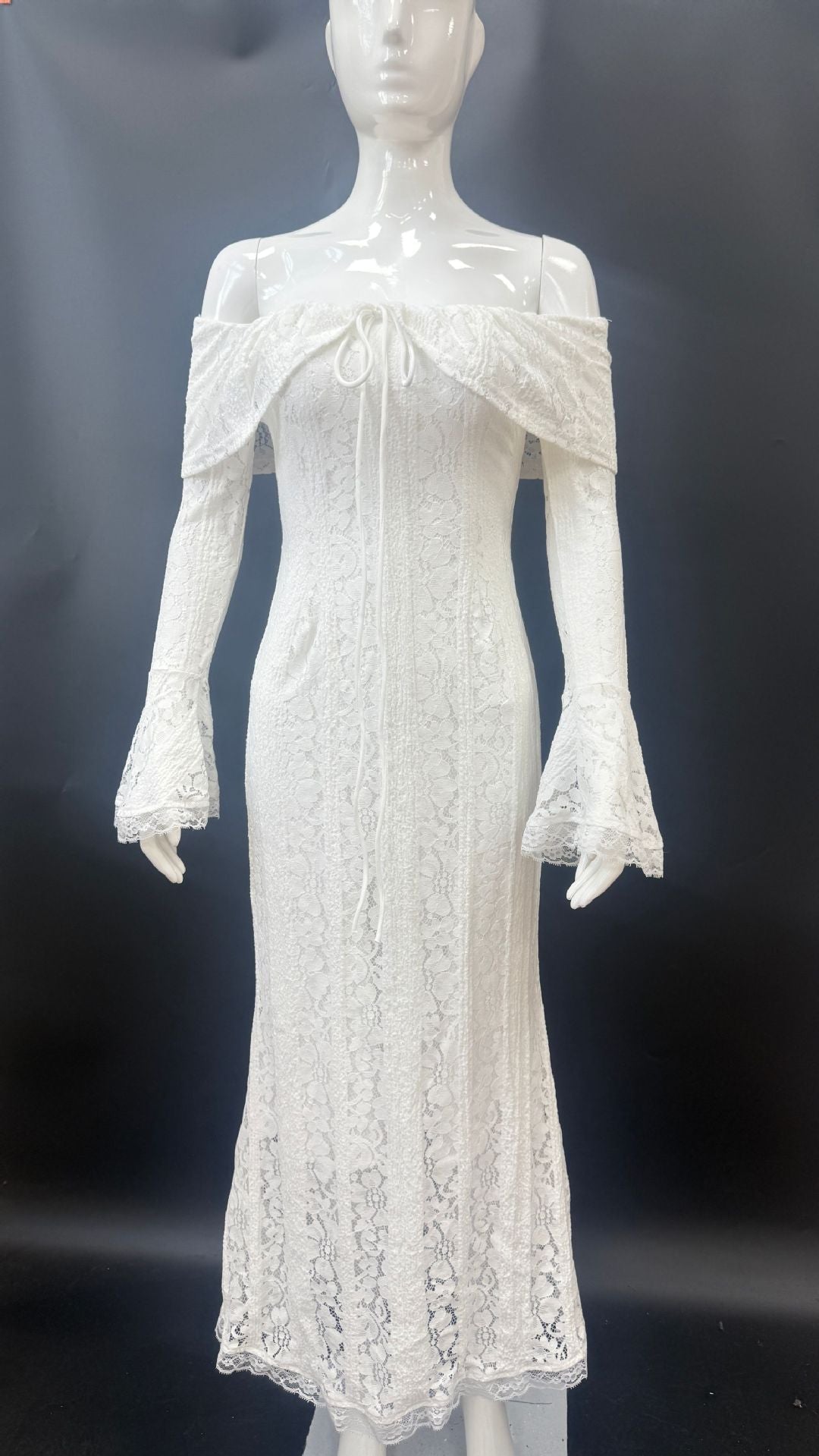 New sexy one-word shoulder lace dress temperament tube top long dress slim fishtail dress