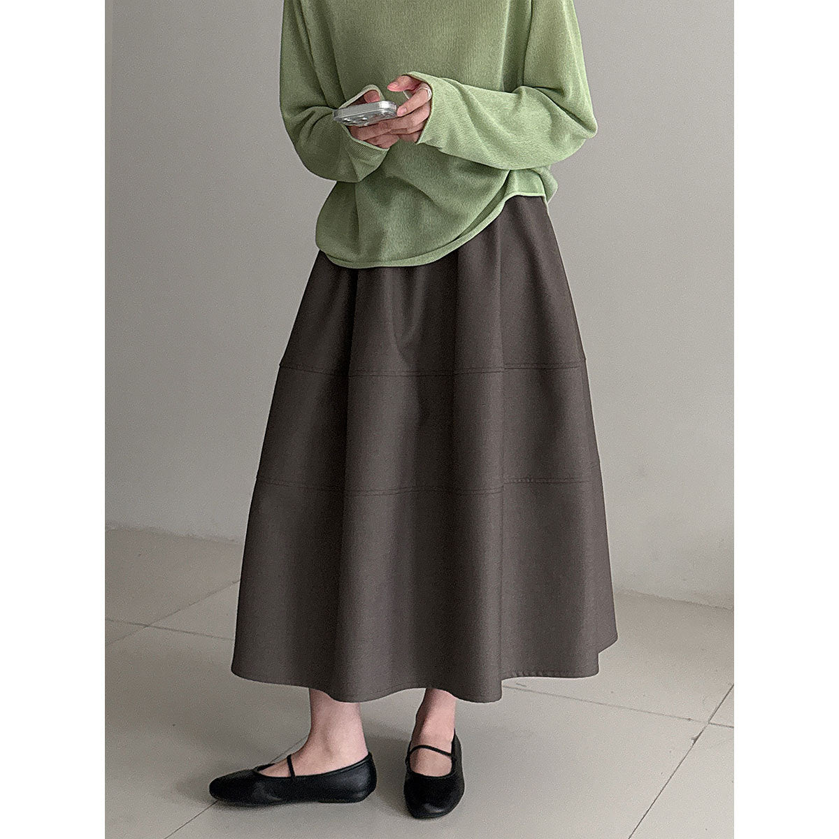 Commuting high-end bud skirt for women, elastic waist covering hips and thin A-shaped skirt in early spring