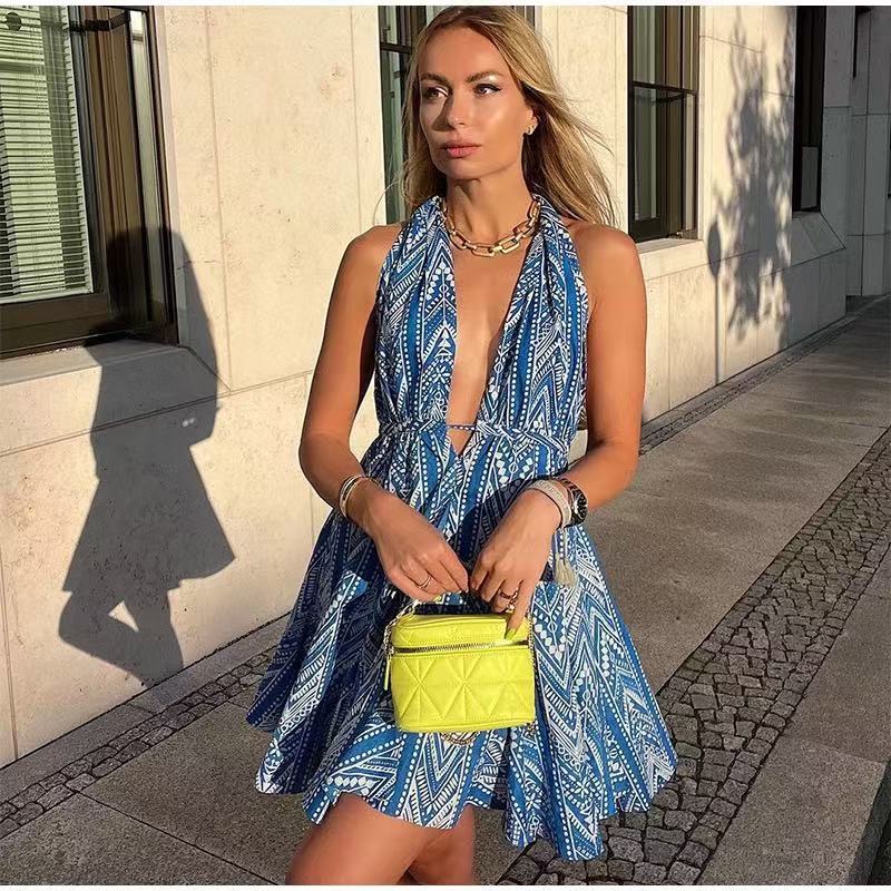 Summer Vacation Hot Girls Sexy Halter Collar Print Neck Beach Dress