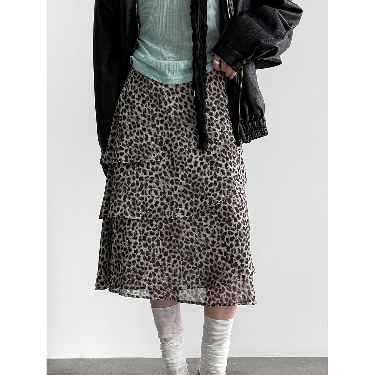 Irregular high-waisted chiffon leopard print skirt women's spring new ruffle leaf edge cake skirt A-shaped skirt