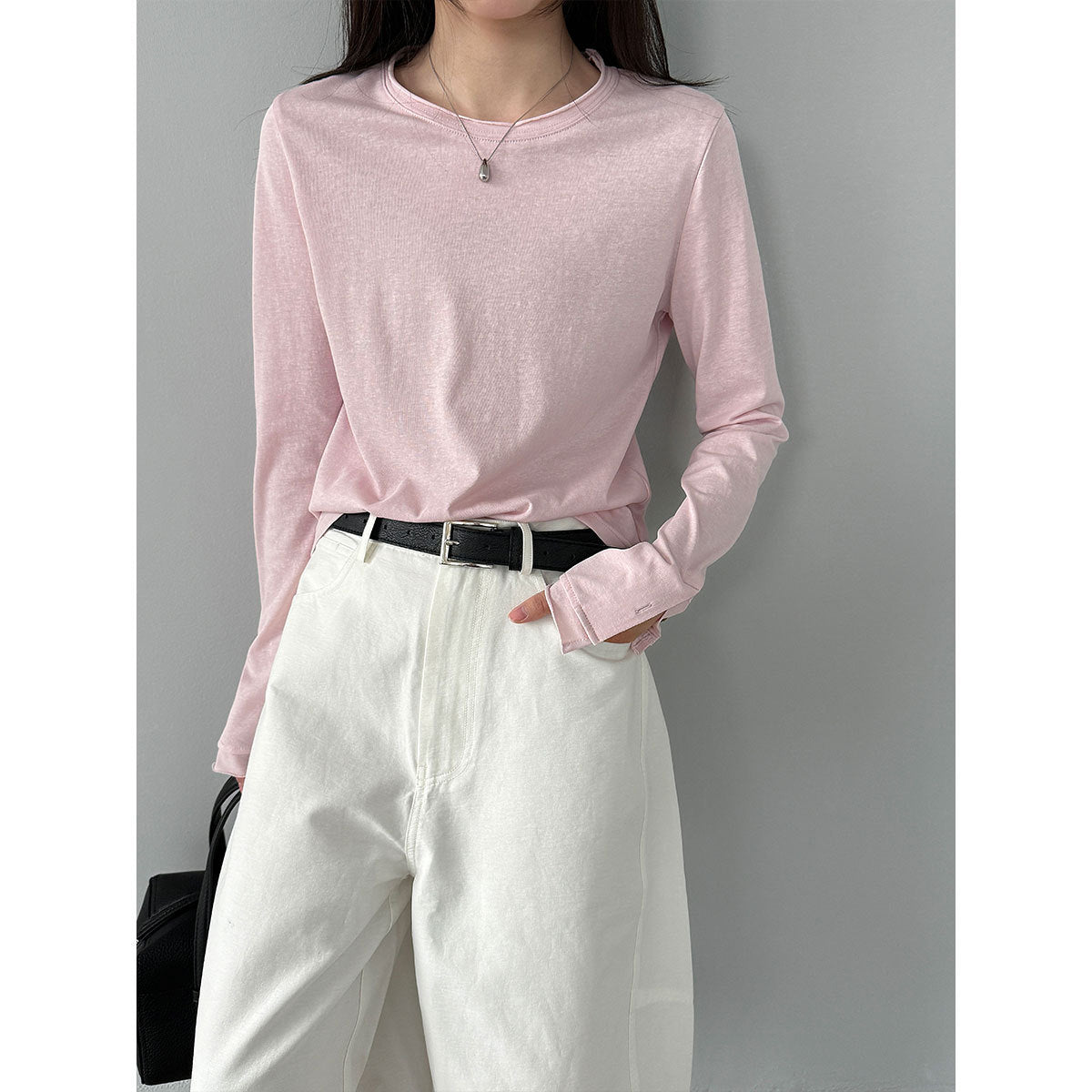 Simple and versatile front shoulder double-layer crimped crew neck T-shirt