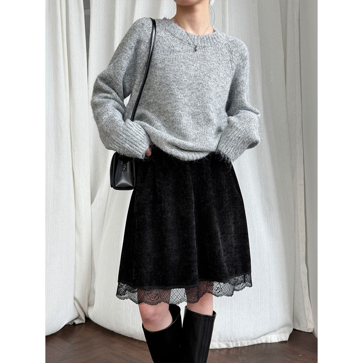 Korean version of retro velvet lace splicing skirt women's winter new thin elastic a-word skirt 2166