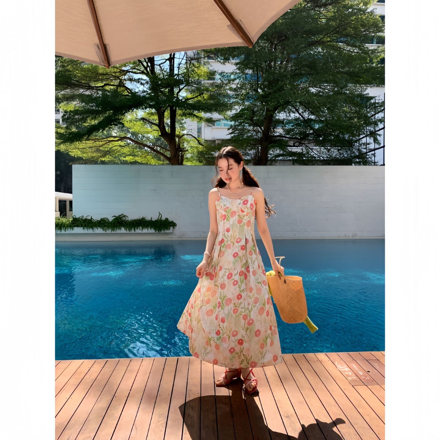 Romantic vacation style age-reducing floral suspender dress