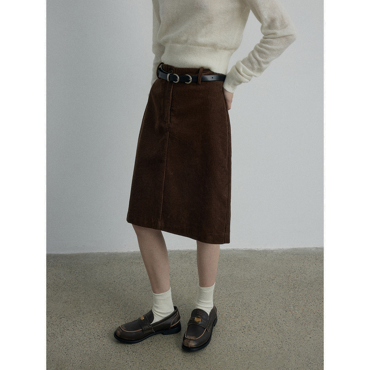 Autumn new casual high-waisted corduroy simple versatile straight short skirt