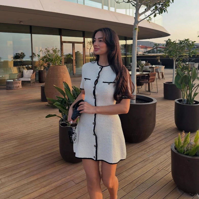 Cross-border foreign trade explosion knitted short-sleeved button small fragrant short skirt fashionable slim-fitting European and American dress women
