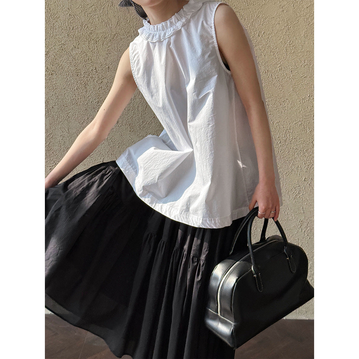 French niche design fungus edge sleeveless shirt women's new petal collar sleeveless two-piece shirt