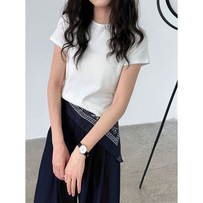 Simple cool basic base crew neck T-shirt