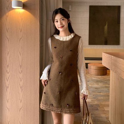 Retro age reduction and thin stacking sleeveless crew neck vest dress women