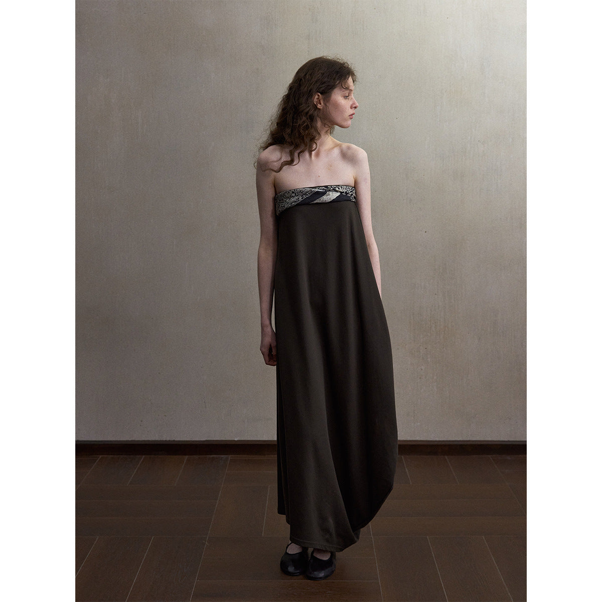 Simple cotton skin-friendly tube top dress irregular curved hem design long dress