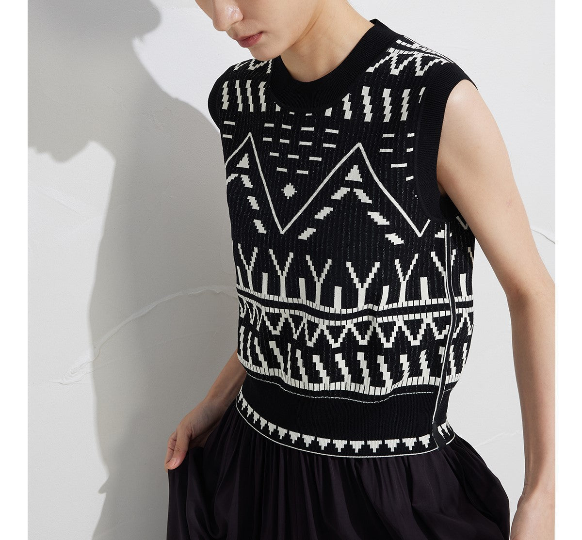 New temperament knitted sleeveless women's pullover outer wear vest thin versatile temperament outer trendy