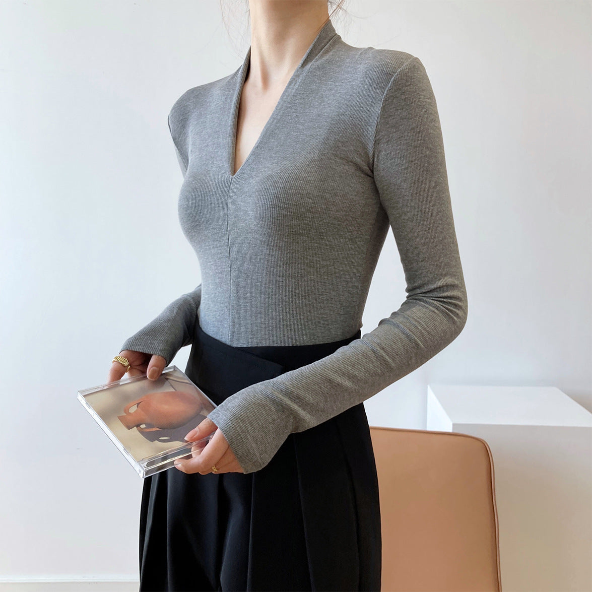 New Internet celebrity V-neck long-sleeved t-shirt female slim mind machine with bottoming shirt top