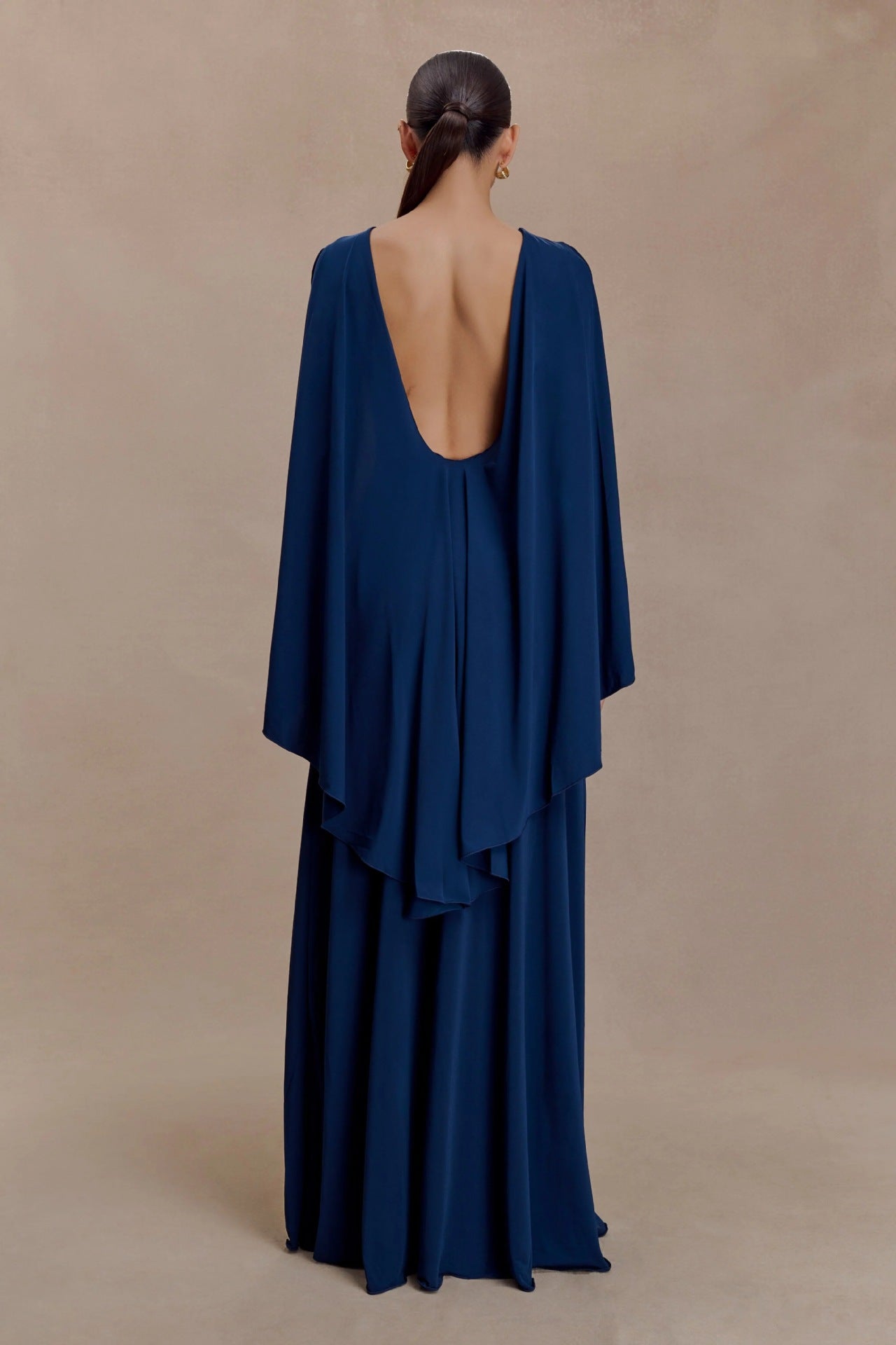 Fashion backless shawl hip skirt slim fit retro sexy pleated dress