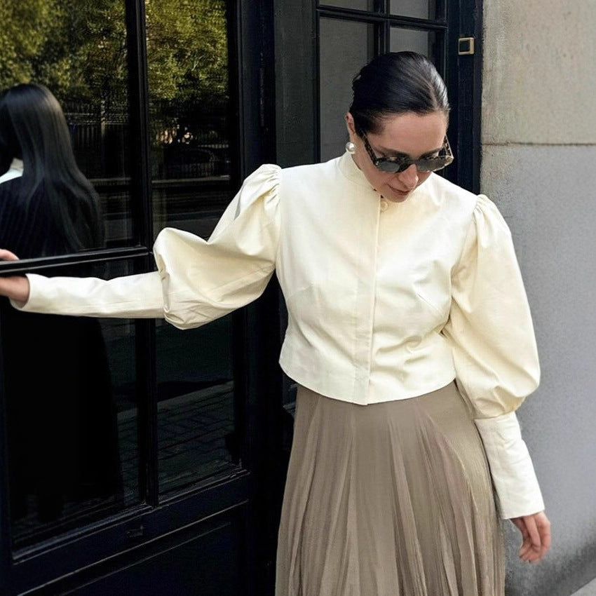 Stand-up collar bubble sleeve top