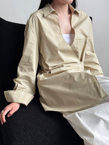 Irregular V-neck shirt