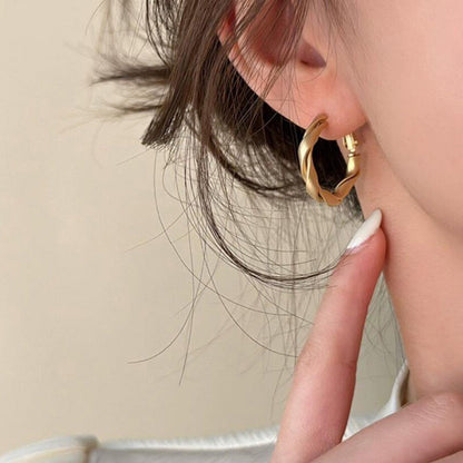 Premium Matte Gold Twist Ring Earrings