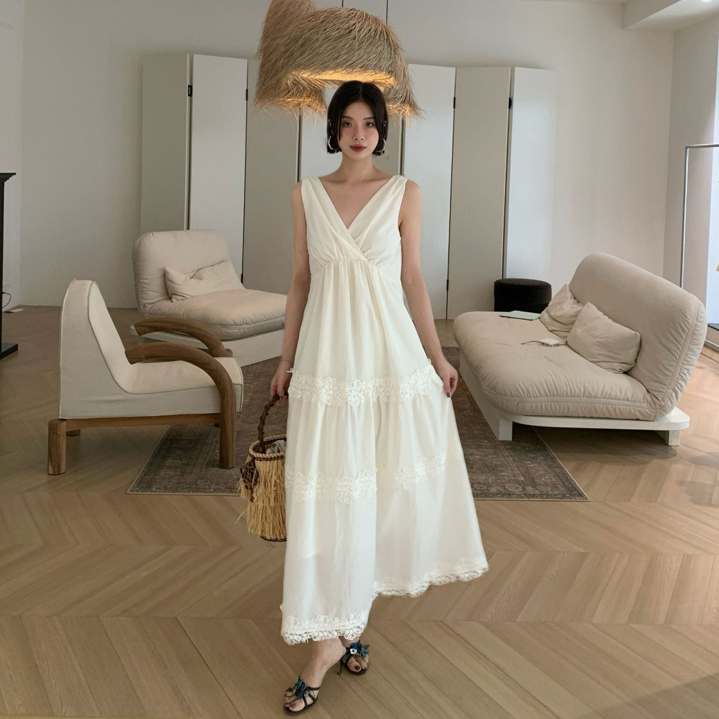 Vacation temperament lace v-neck sleeveless dress