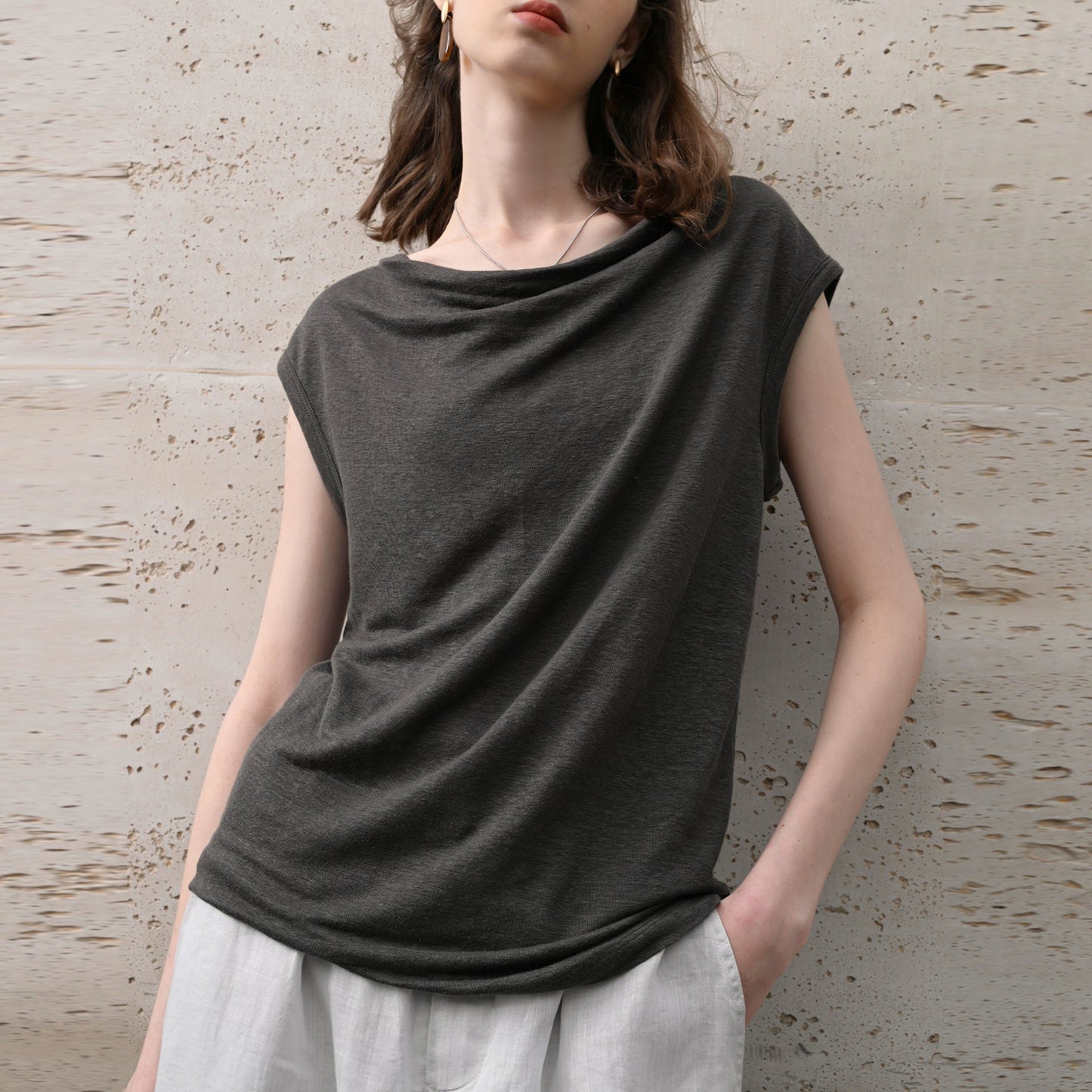 Hemp Sleeveless Top Women Slim Fit Swing Collar Knitted Shirt