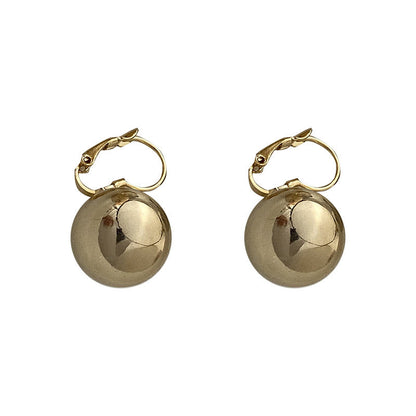 Metal ball earrings light luxury high-end sense niche design earrings autumn and winter earrings 2023 new trendy stud earrings