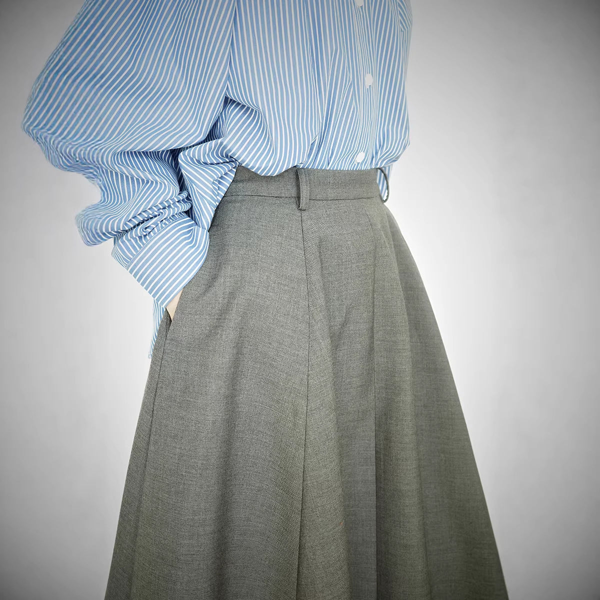 Spring and summer loose silhouette slim dress