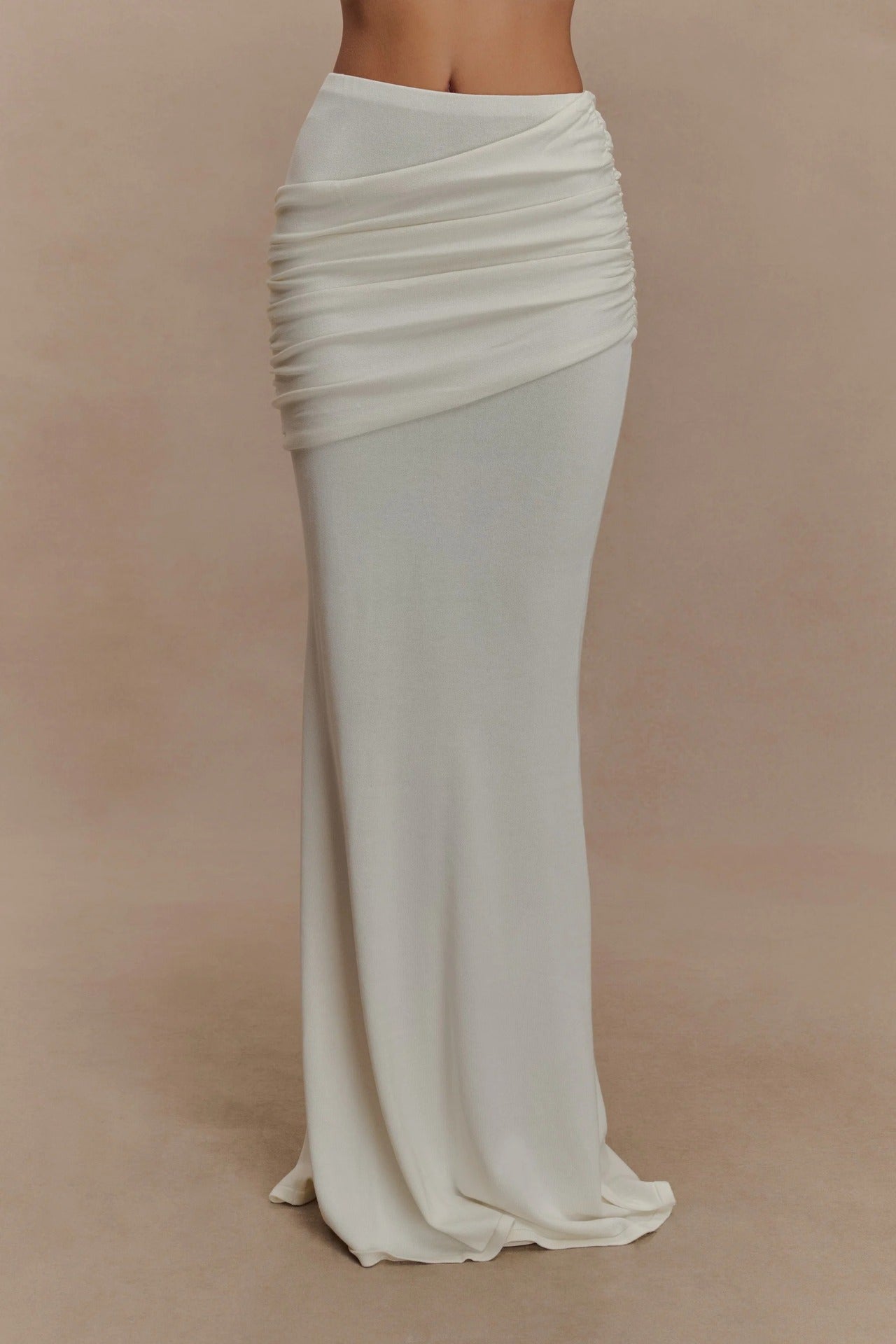 Fashion temperament Elegant pleated knitted hip skirt Slim mopping fishtail skirt