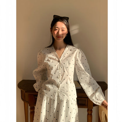 Niche fresh and sweet floral v-neck long-sleeved shirt