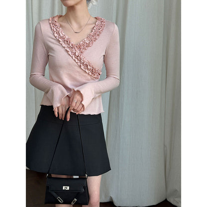 French three-dimensional lace V-neck inner women's 26 early spring niche design slim-fitting fungus edge bottoming shirt
