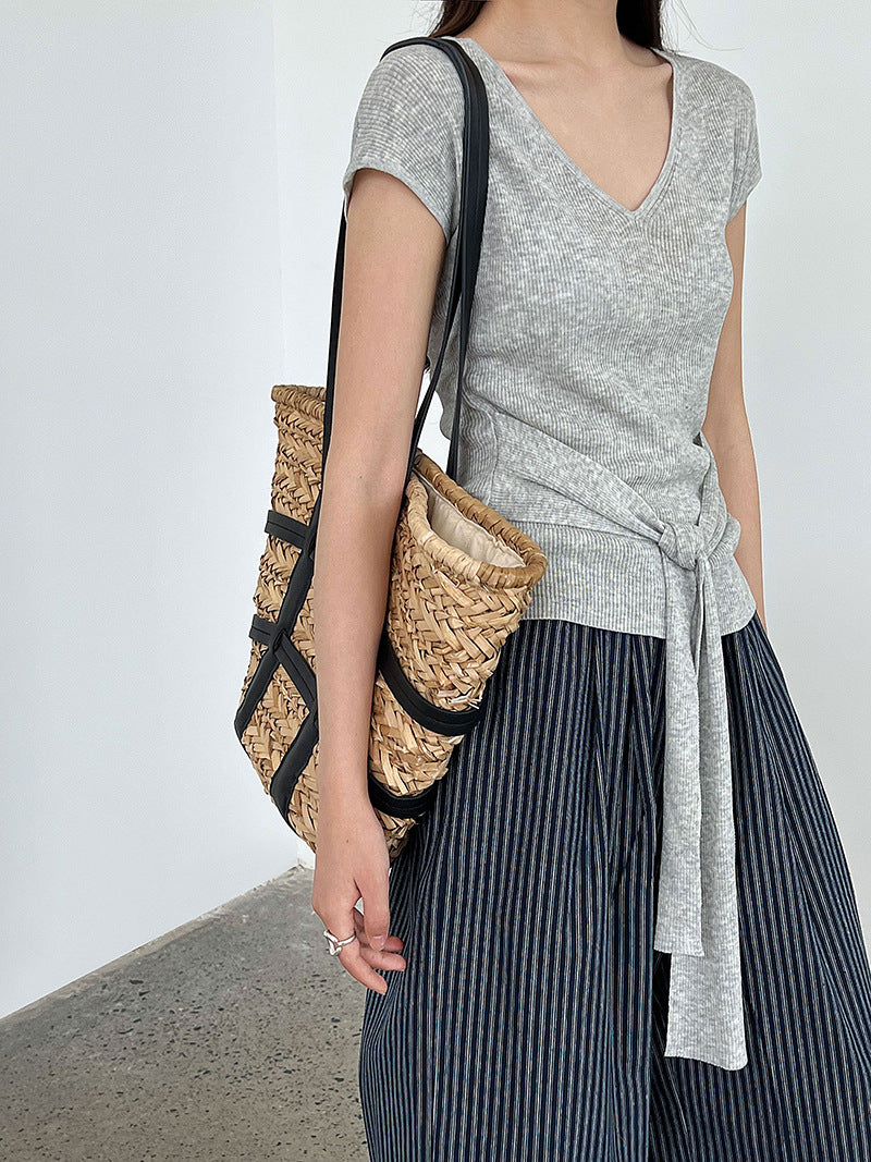 French V-neck knitted short-sleeved T women's summer new basic commuter versatile slim stretch top