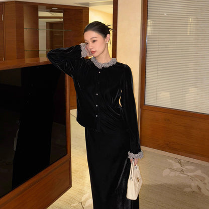 A niche design long-sleeved fungus velvet top