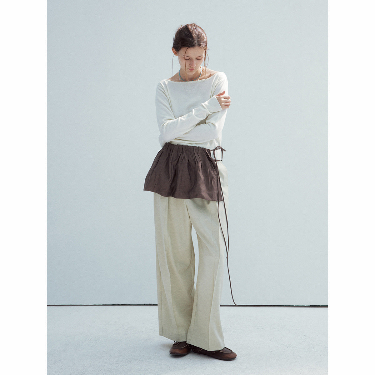 Spring new casual high-waisted mulberry silk lace-up simple and versatile ultra-short skirt