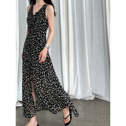 French floral seaside resort sundress summer new slimming V-neck lace halterneck dress