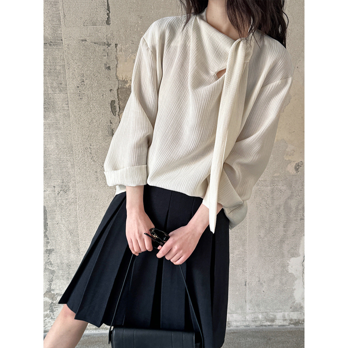 Retro temperament streamer texture shirt women's spring new lace-up slim commuter top