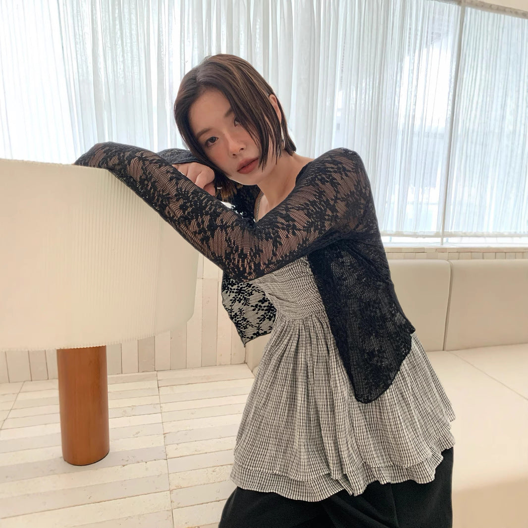 Hollow temperament long-sleeved shawl with thin lace shirt