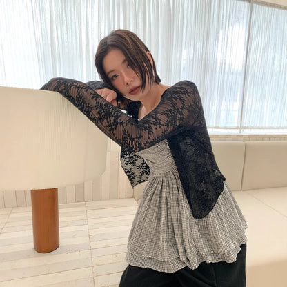 Hollow temperament long-sleeved shawl with thin lace shirt