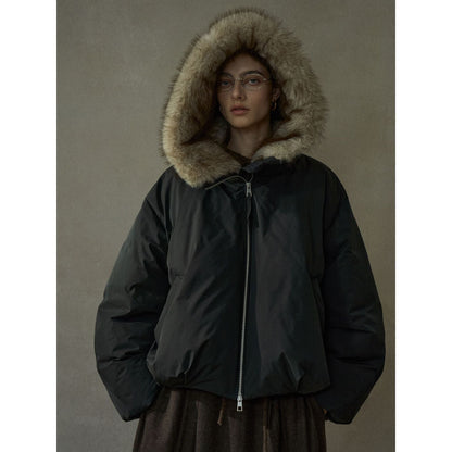 Winter eco-friendly fur hooded balloon-shaped volume-sensitive silhouette down jacket