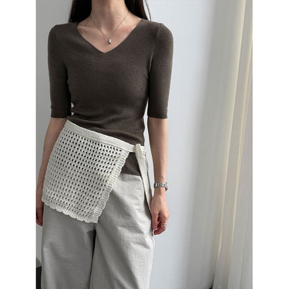 Soft and glutinous skin-friendly wool gentle style V-neck knitted sweater women's spring slim three-quarter sleeve T-shirt