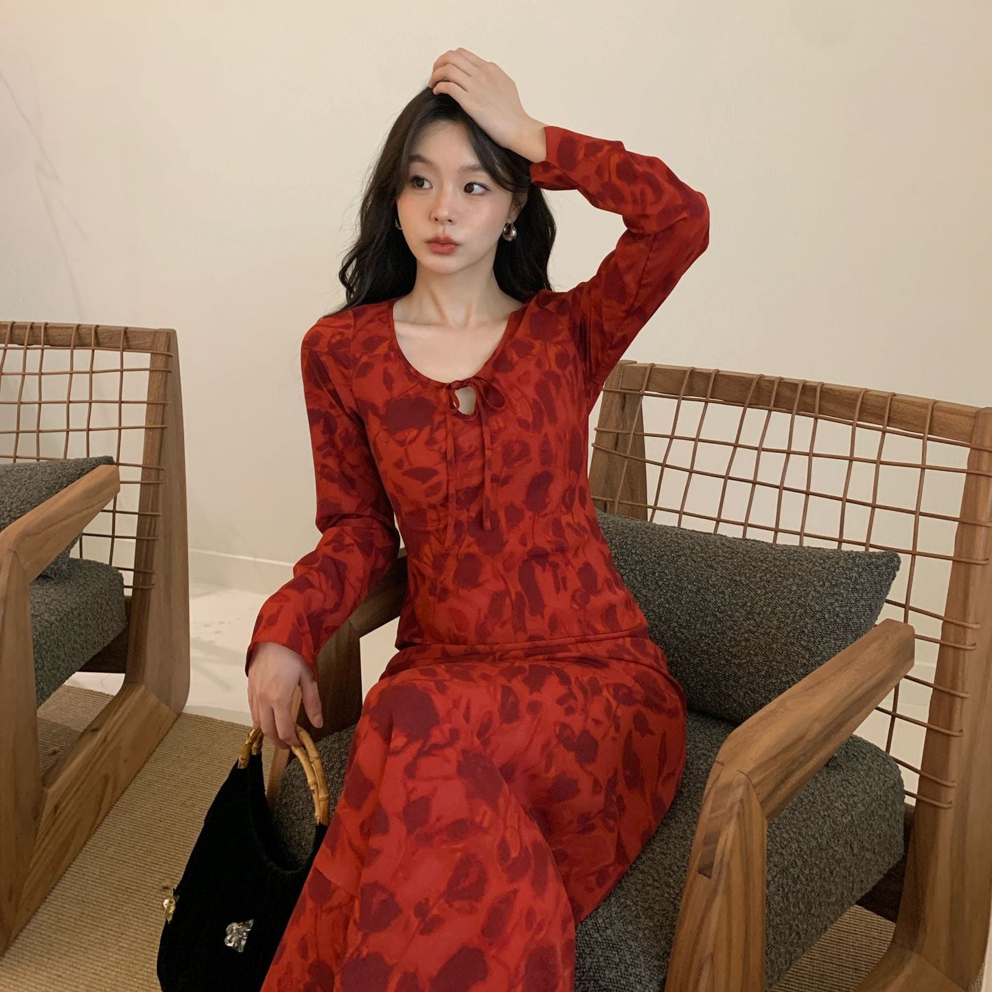Slim temperament long-sleeved inner print dress with base