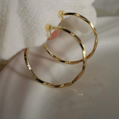 French Metal Circle Earrings Earrings New Women's Douyin Explosive Plain Circle Unique Temperament Earrings