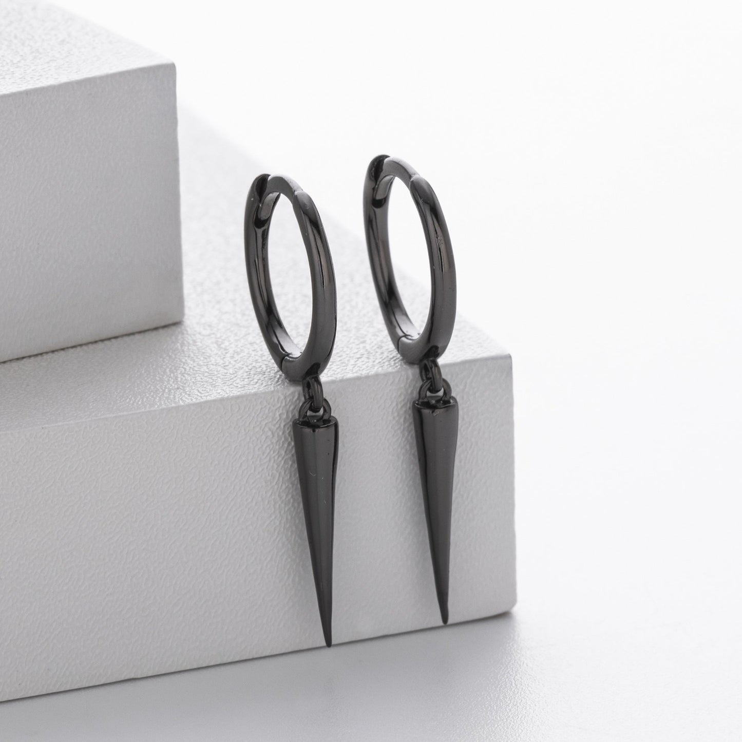 S925 Sterling Silver Ear Buckle Fashion Personality Conical Earrings