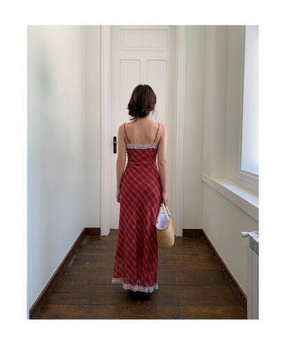 Red checked lace stitching suspender dress